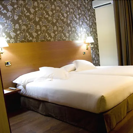 Hotel Ipanema By Gaiarooms 3*