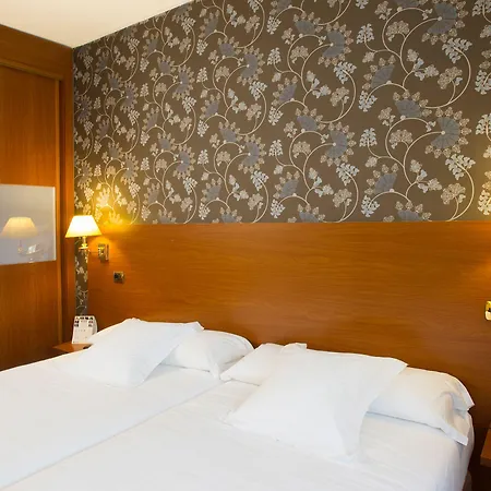 Hotel Ipanema By Gaiarooms 3*