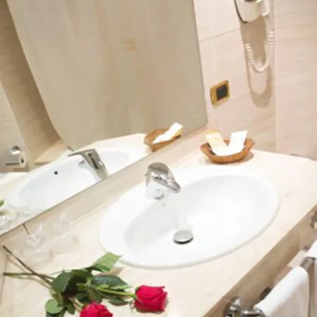 Ipanema By Gaiarooms Otel 3*