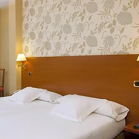 Hotel Ipanema By Gaiarooms 3*